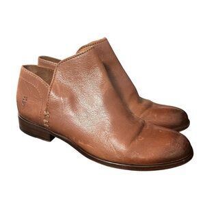 Frye Elyssa Cognac Leather Ankle Boot